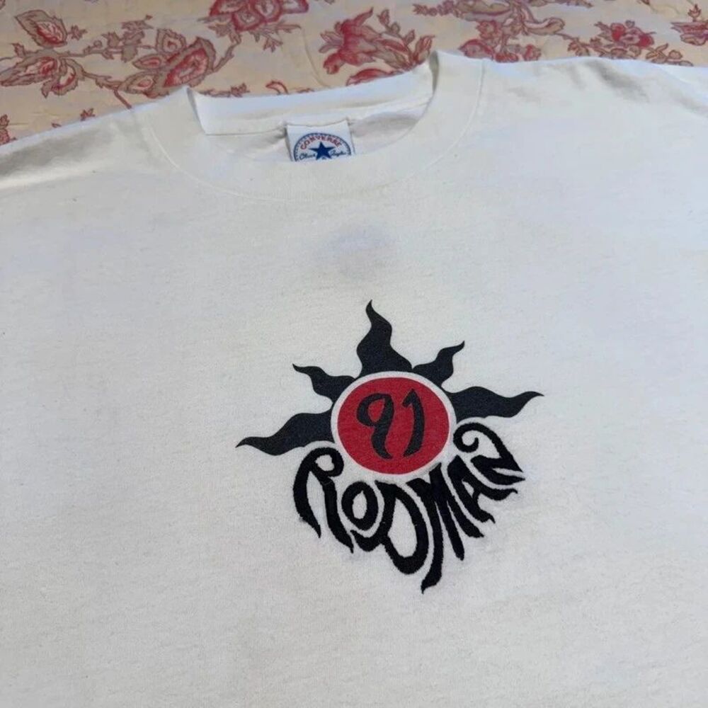 Vintage 90s Converse Dennis Rodman NBA Embroidered Chuck Taylor graphic t shirt